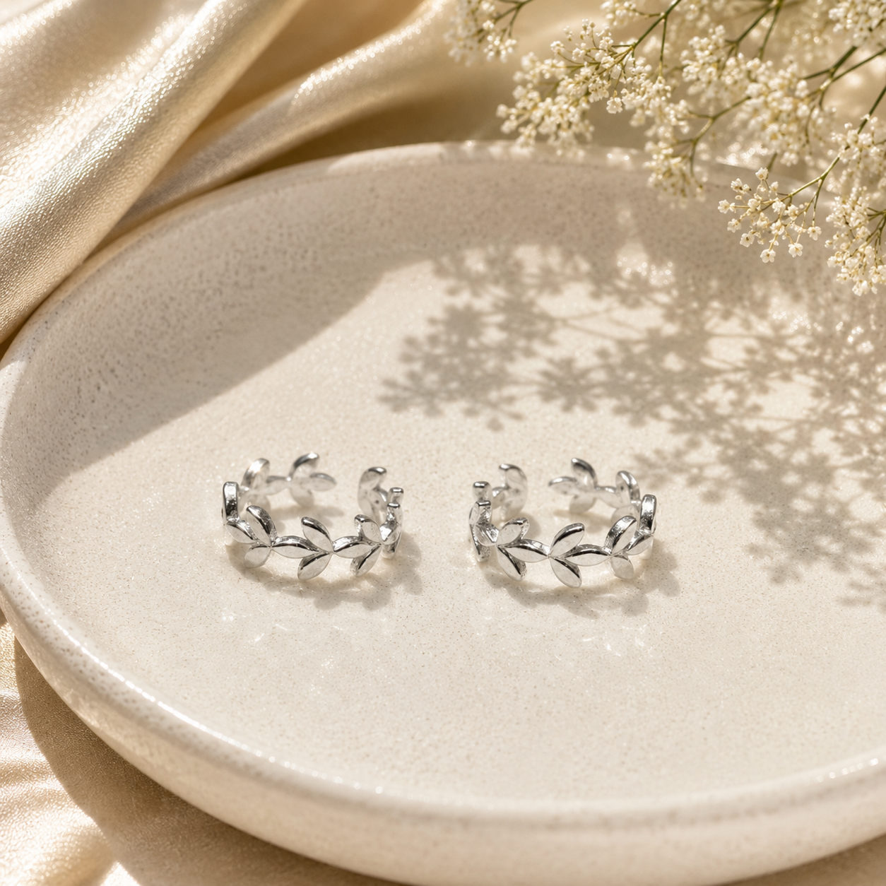 Silver Leaf Grace Toe Ring